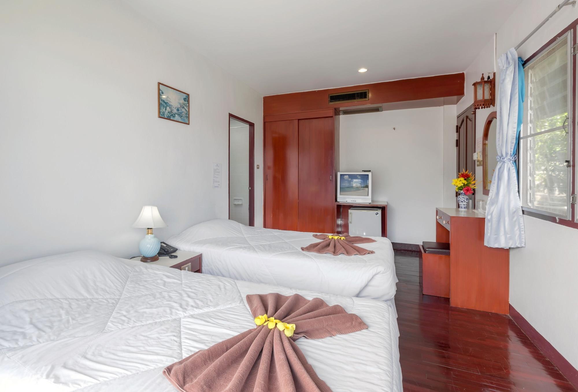 Royal Crown Hotel & Palm Spa Resort Patong Exterior foto