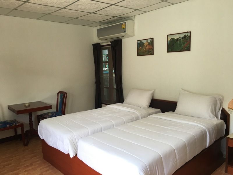 Royal Crown Hotel & Palm Spa Resort Patong Exterior foto